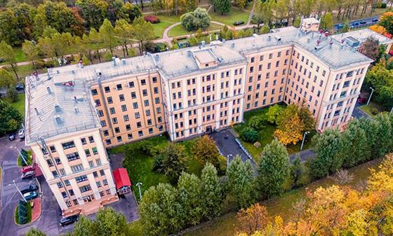 Транспортировка лежачих больных и инвалидов из Больницы №20 на улице Гастелло
